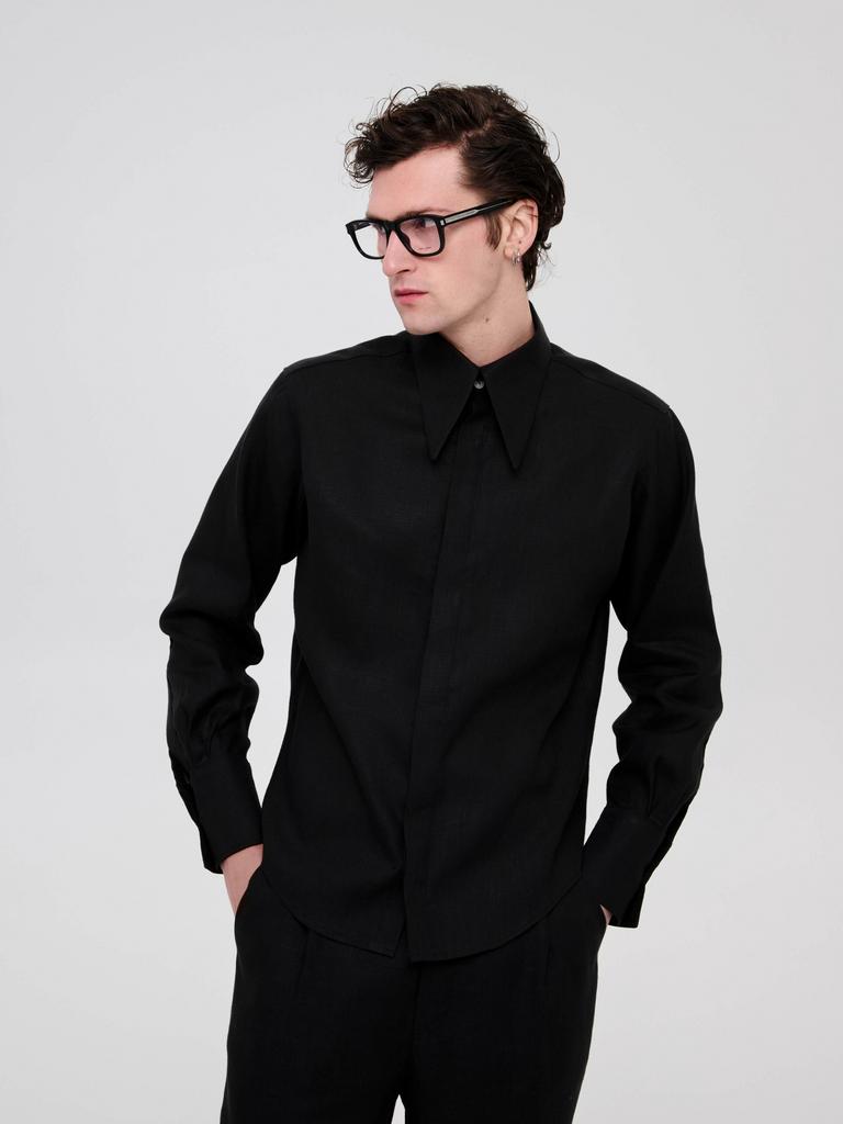 Silhouette linen shirt with sharp extended collar in black color