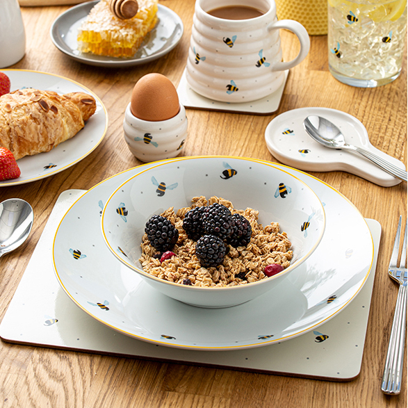 Тарелки обеденные фарфоровые P&K "Sweet Bee"