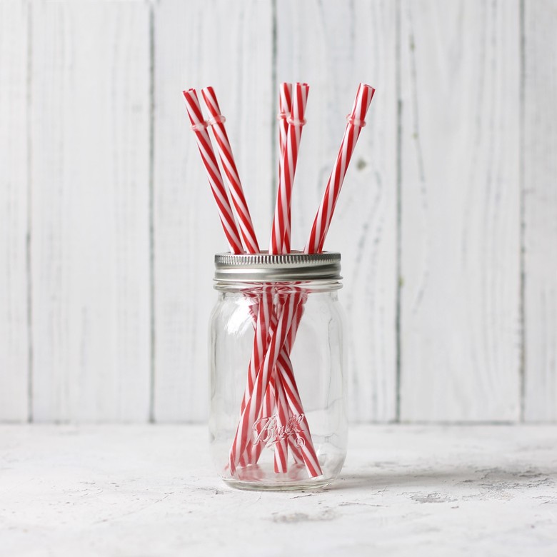 Трубочка пластиковая многоразовая, красная