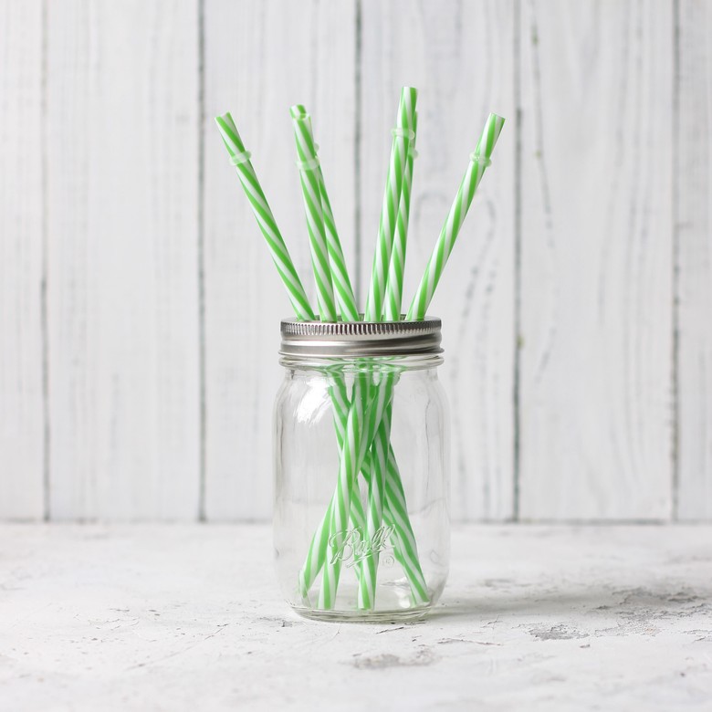 Трубочка пластиковая многоразовая, зеленая