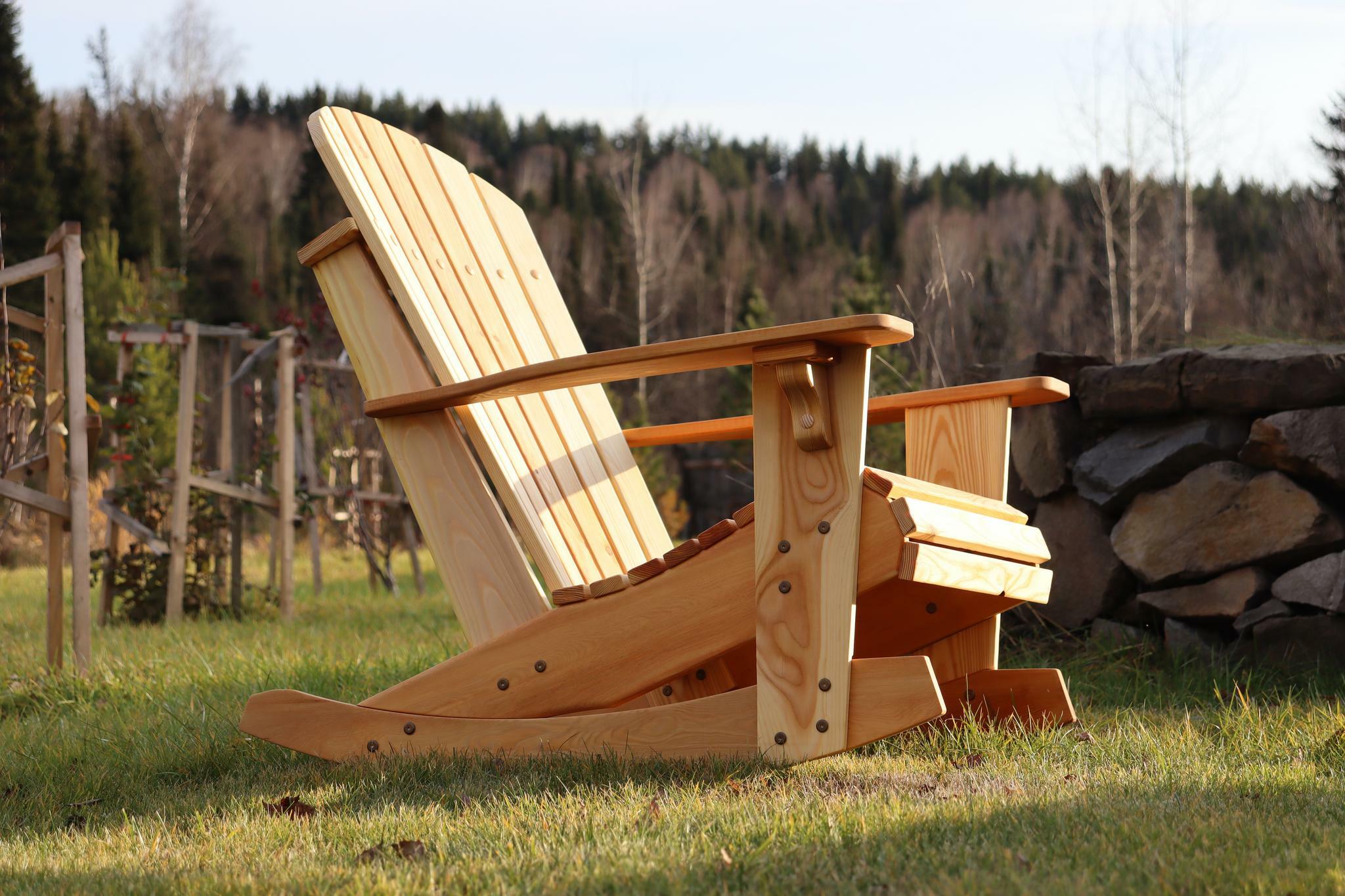 Деревянное кресло качалка - особенности моделей | Фото