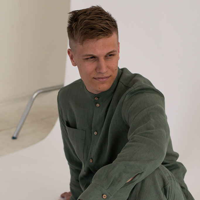 Men's shirt with stand collar