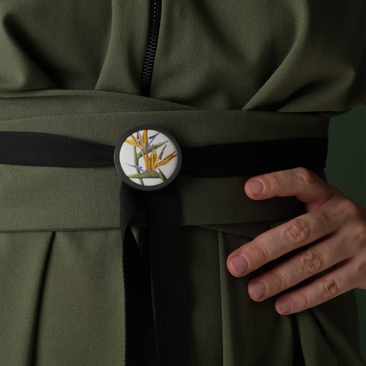 Брошь-подвеская с горячей эмалью СТРЕЛИЦИИ