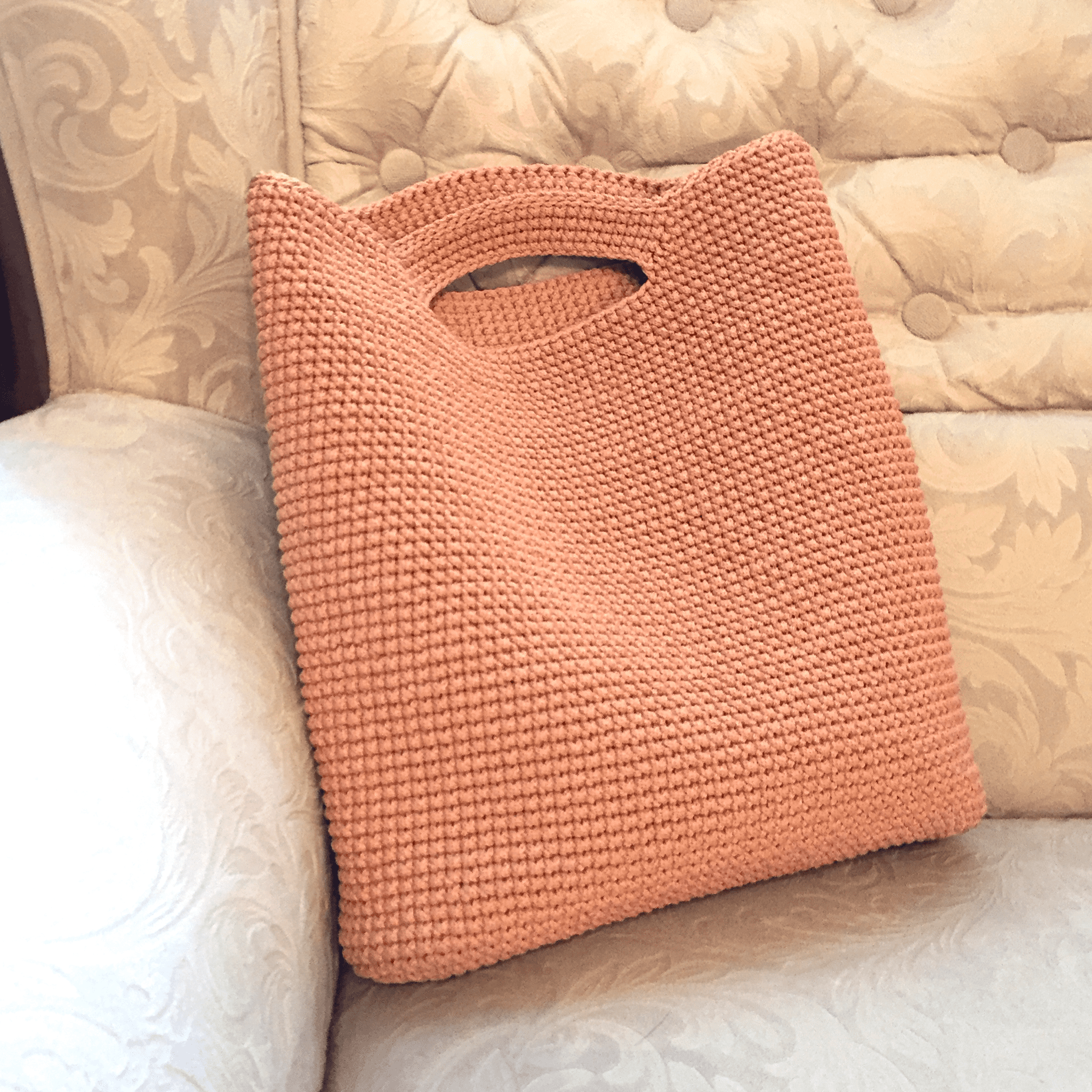Бескаркасная мебель в интерьере: как сделать кресло-мешок своими руками