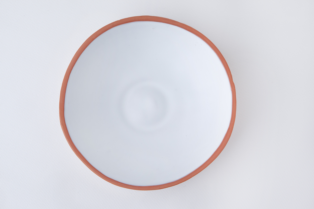 Глубокая керамическая тарелка