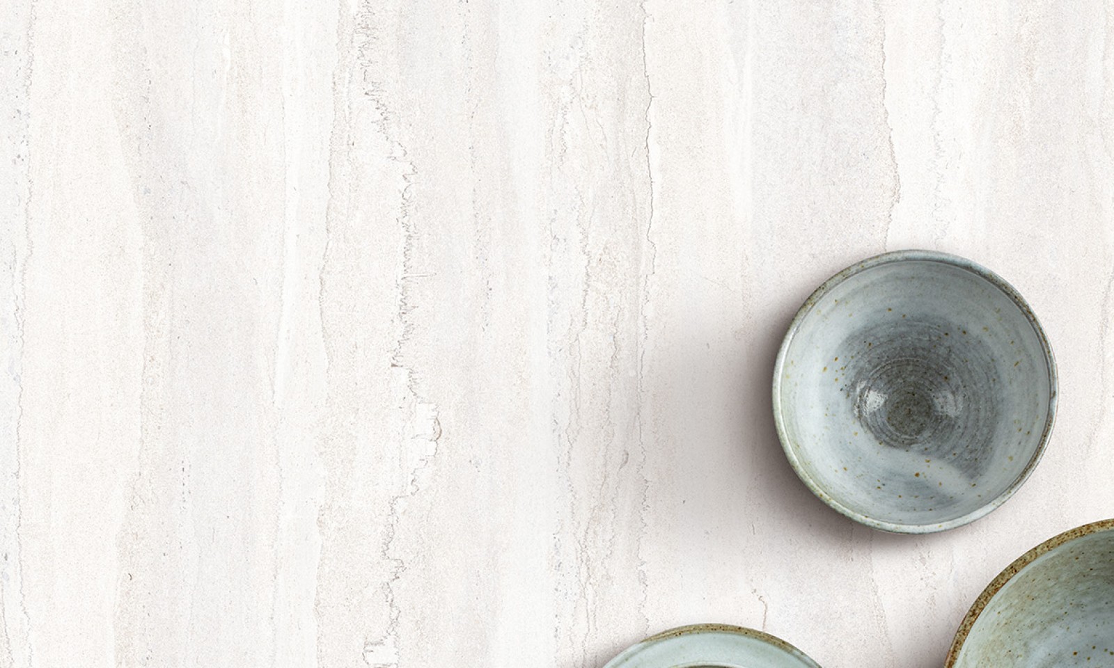 PORTLAND LINEAR WHITE