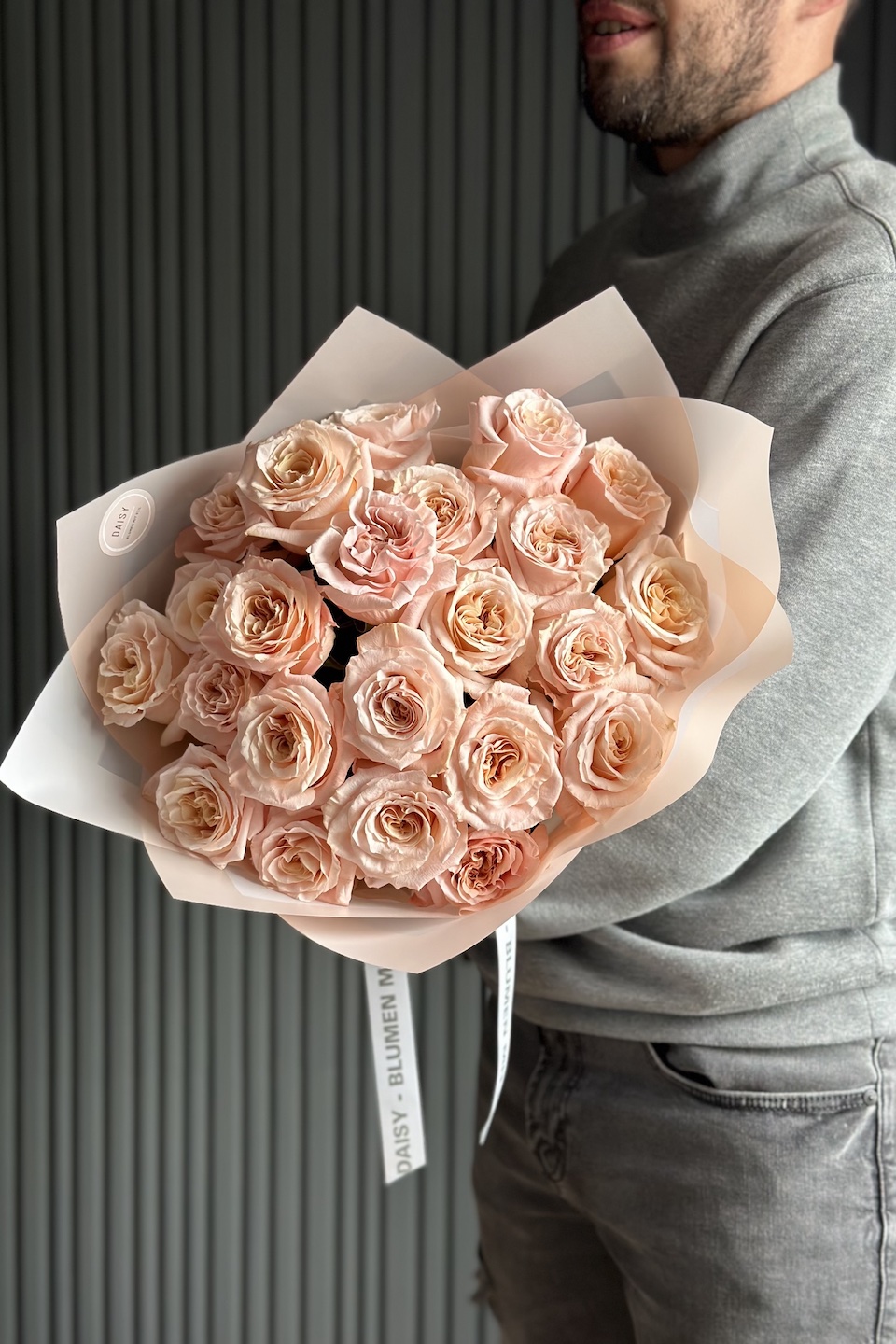 Daisy Mono Strauß "Soft Apricot"