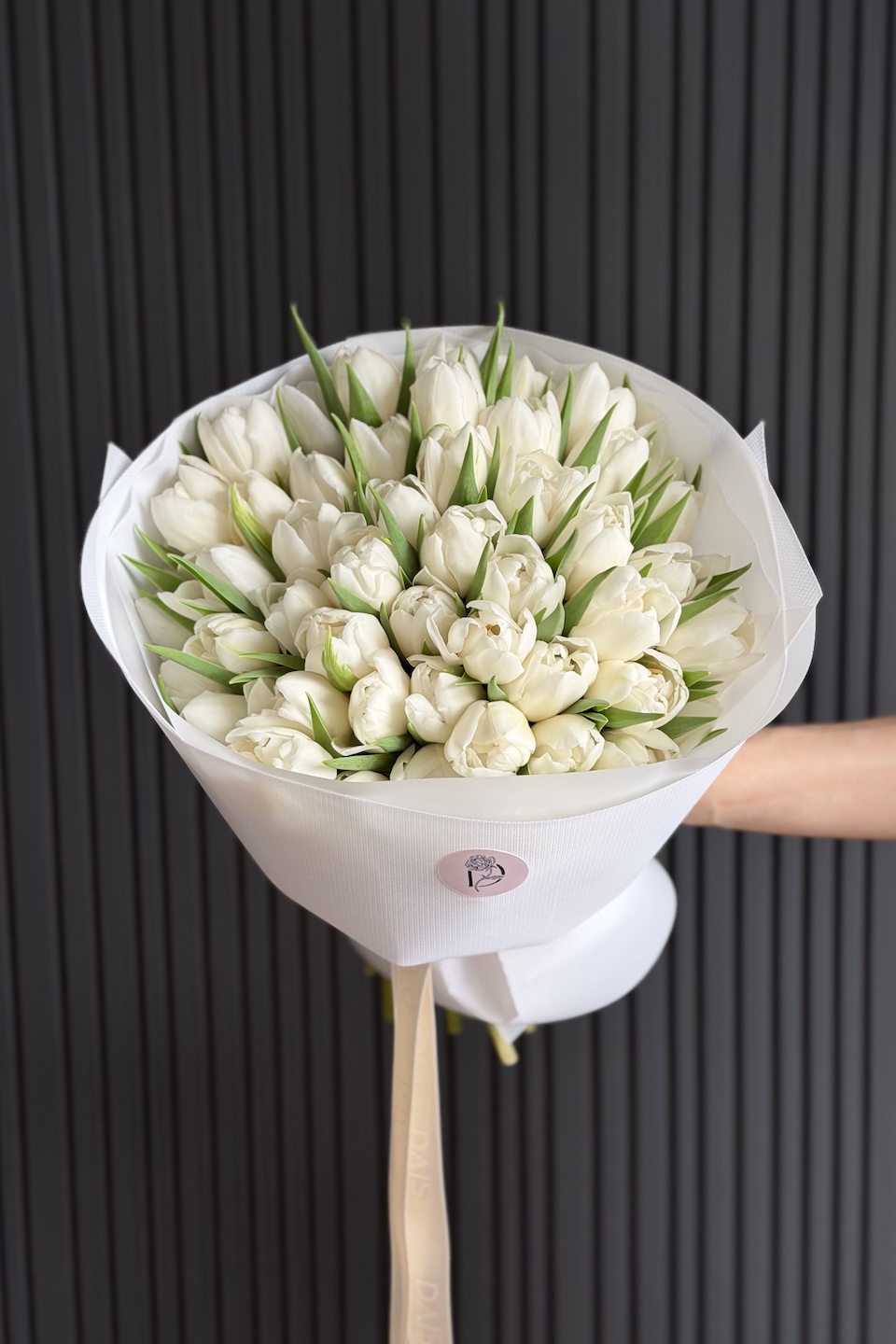 Daisy Mono Strauß "Tulips Cloud"