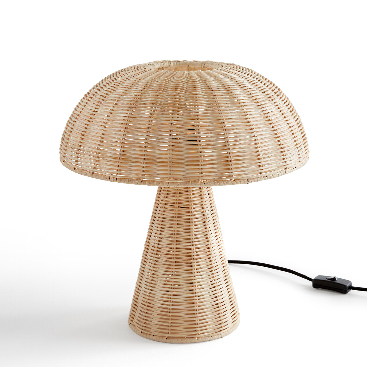 Лампа настольная в форме гриба из ротанга