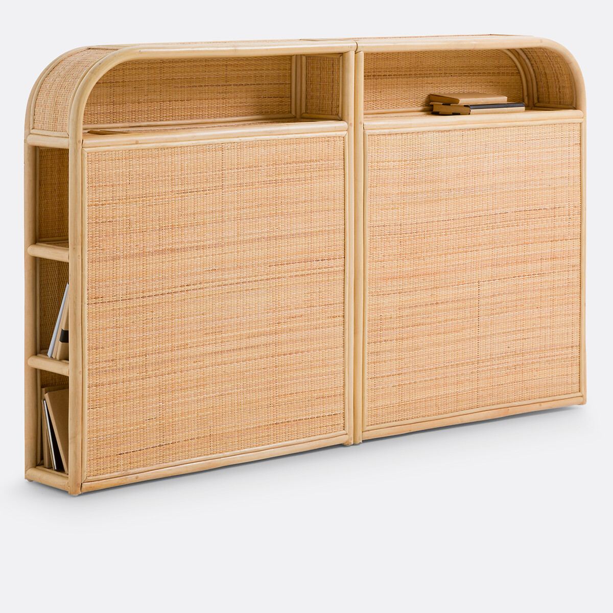 Кроватное изголовье из ротанга с полками