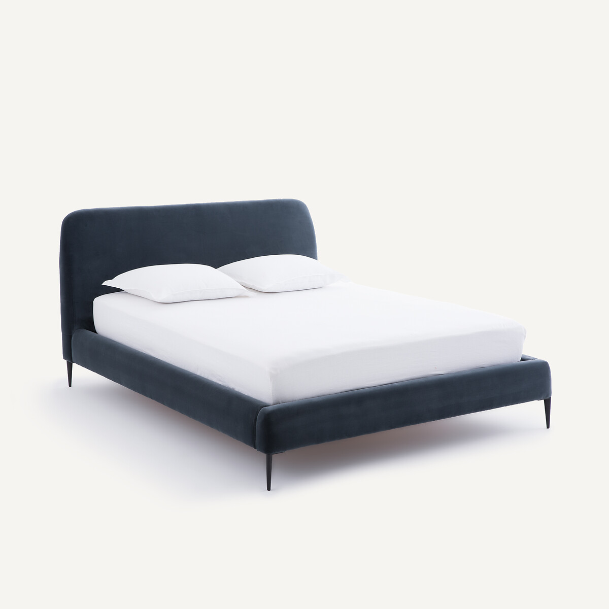 2-местная кровать в обивке из велюра (180*200)