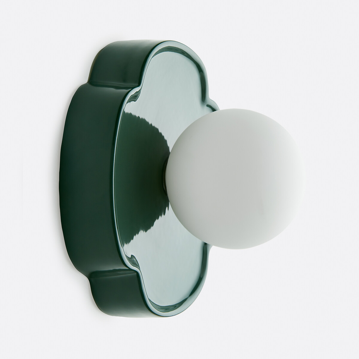 Настенный светильник из керамики и опалового стекла (зеленый)