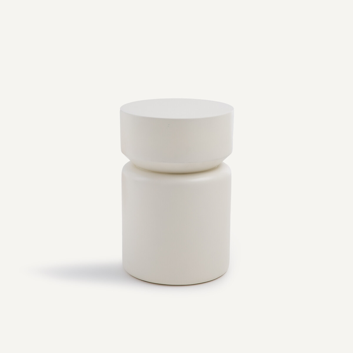 Приставной столик из акации