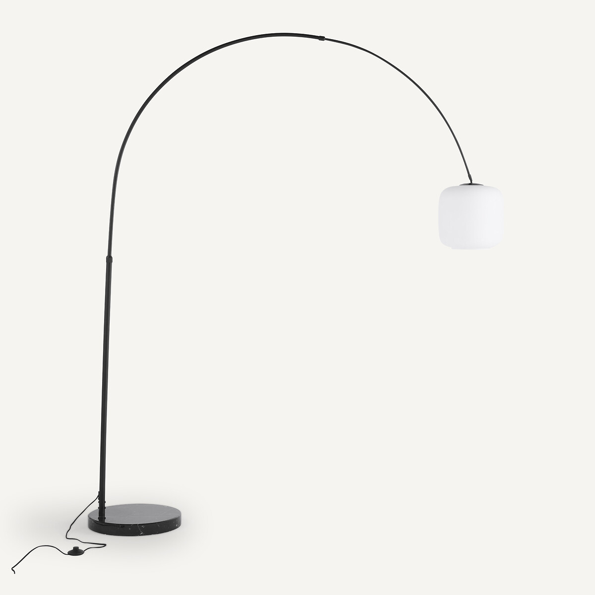 Дугообразный торшер, опалин и мрамор