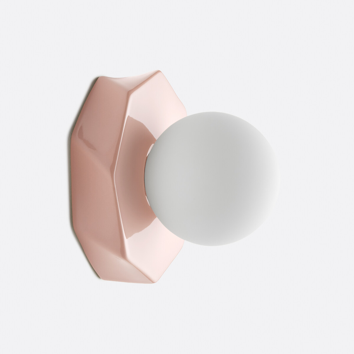 Настенный или потолочный светильник, граненый, керамика и опаловое стекло