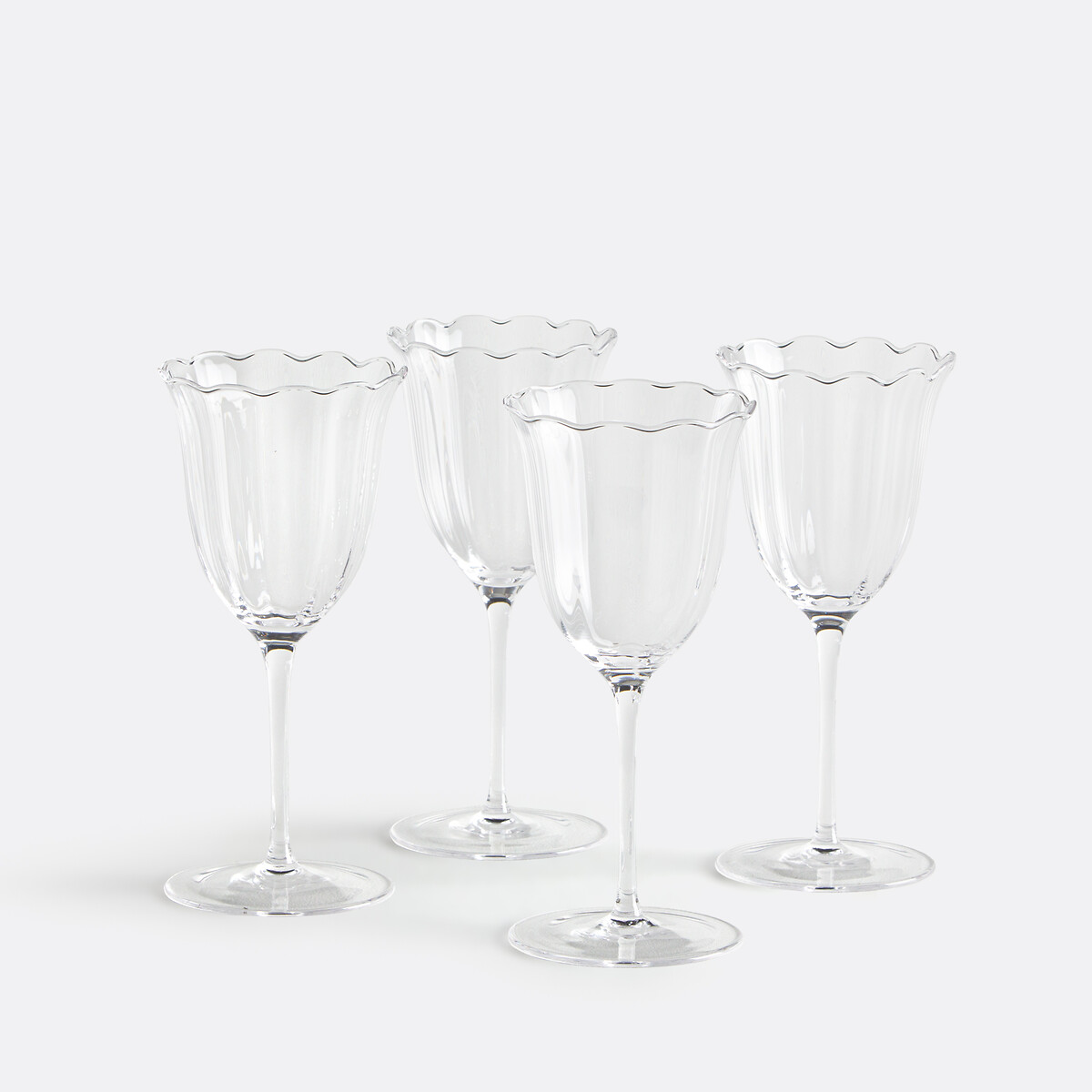 Набор из 4 бокалов на ножке, форма «венчик»
