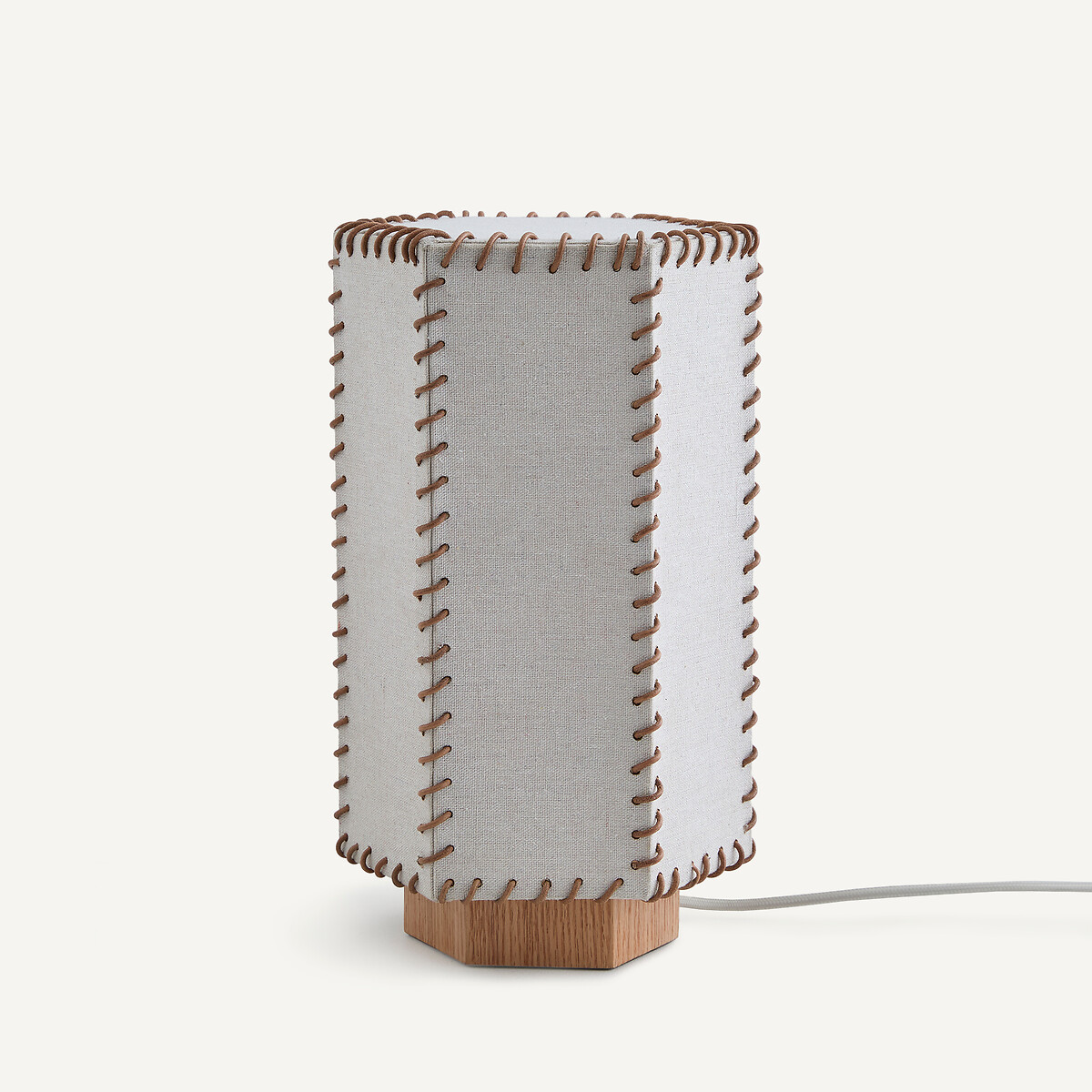 Настольная лампа из дуба и льна