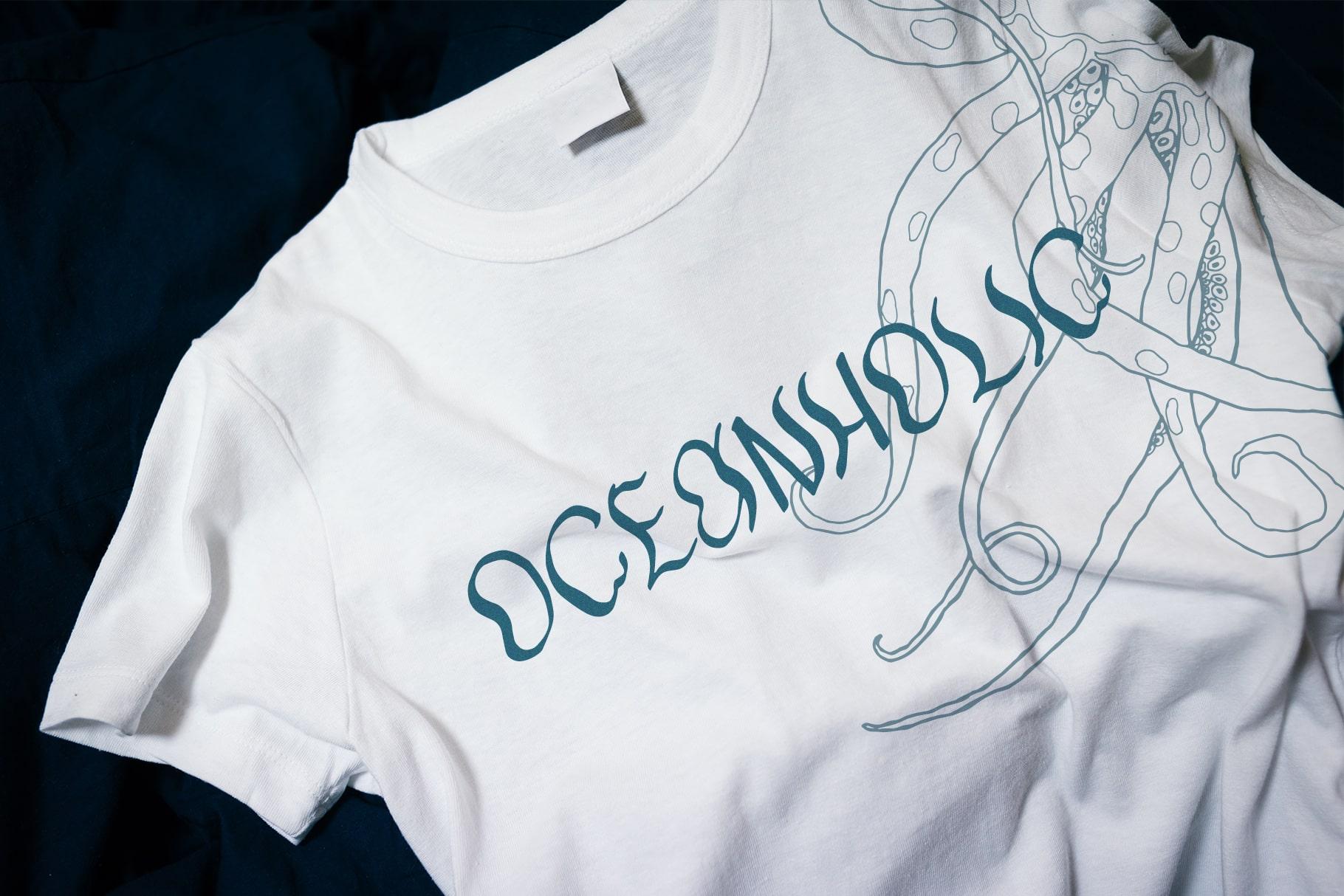 Steep wave handwritting font quirky & wavy