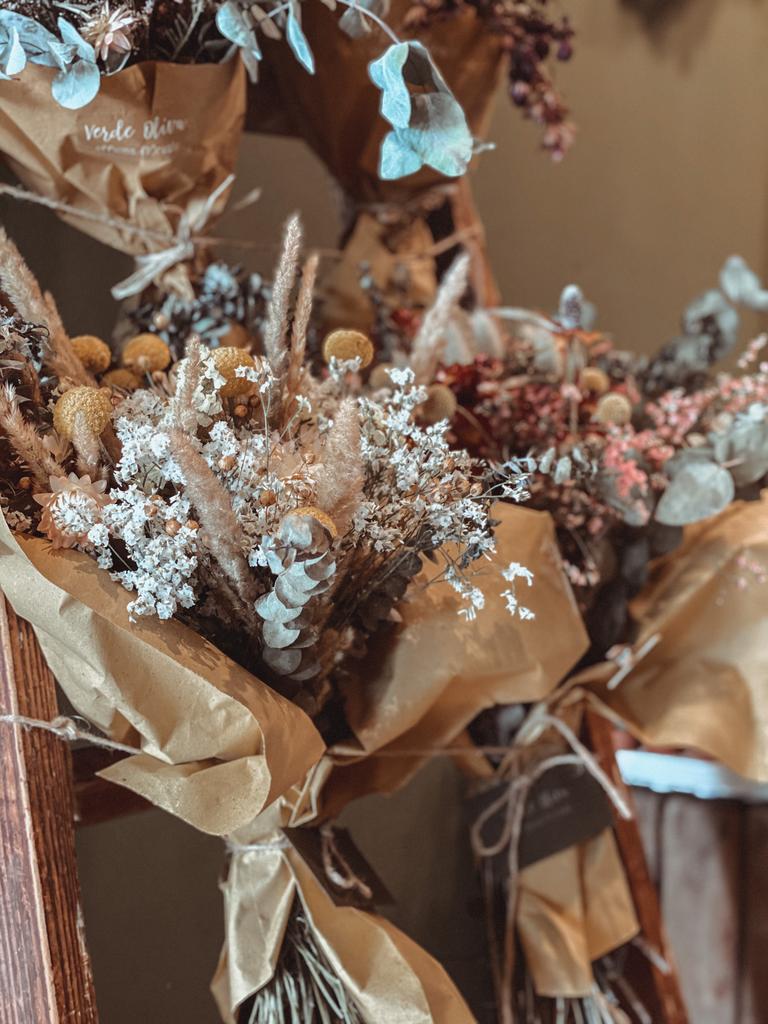 bouquet fiori secchi, composizione di fiori secchi, dried flowers, bologna, verde oliva, fioraio
