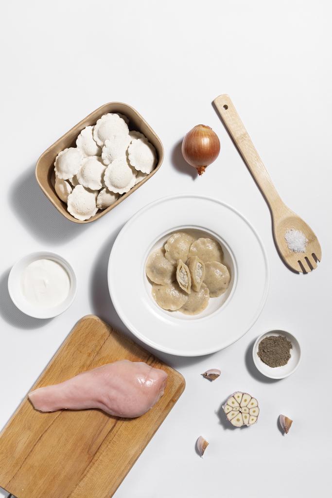 Безглютенові пельмені з куркою