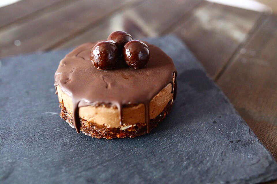 Брауні raw-кейк