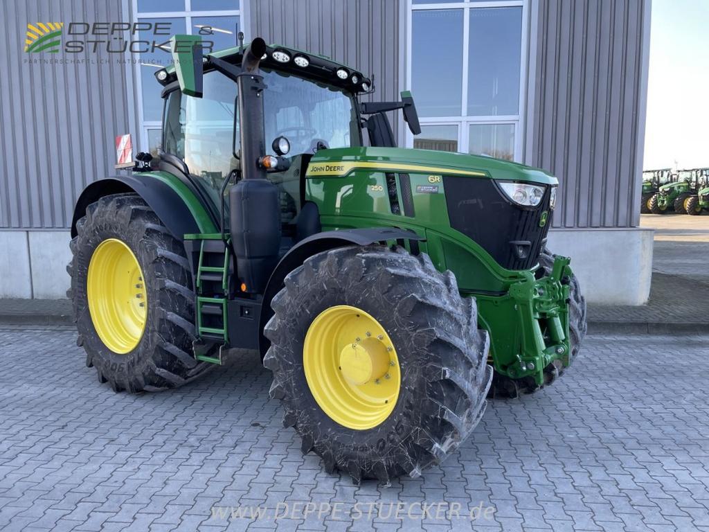 John Deere 6R 250