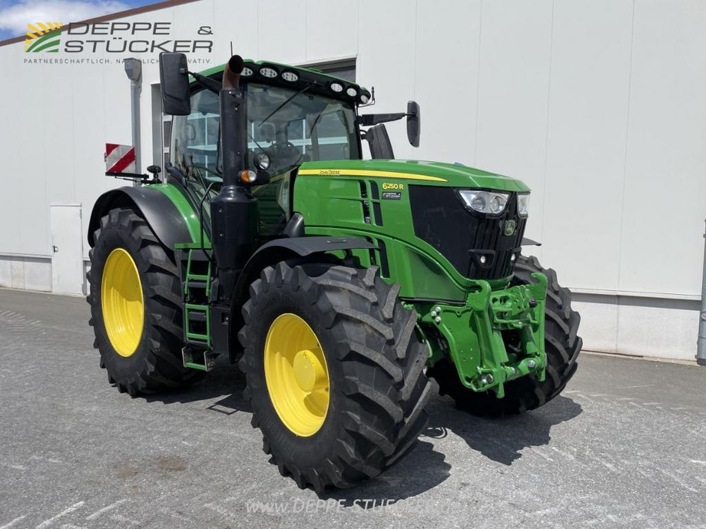 John Deere 6250R