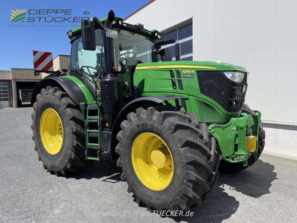 John Deere 6250R