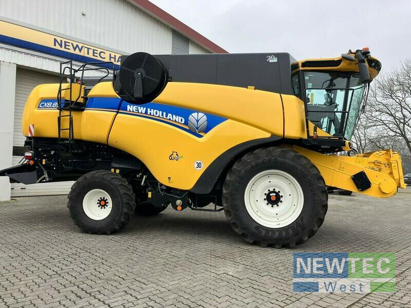 New Holland CX 8.85