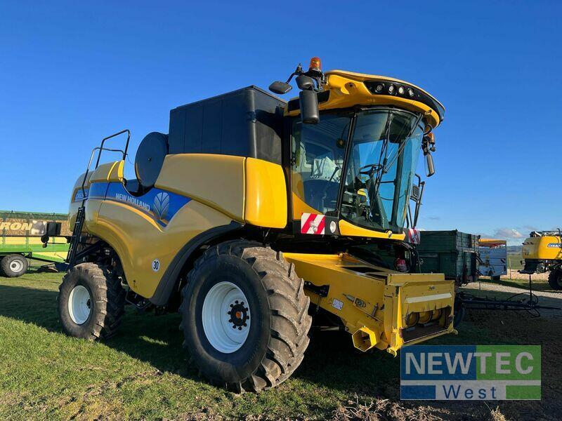 New Holland CX 6.90