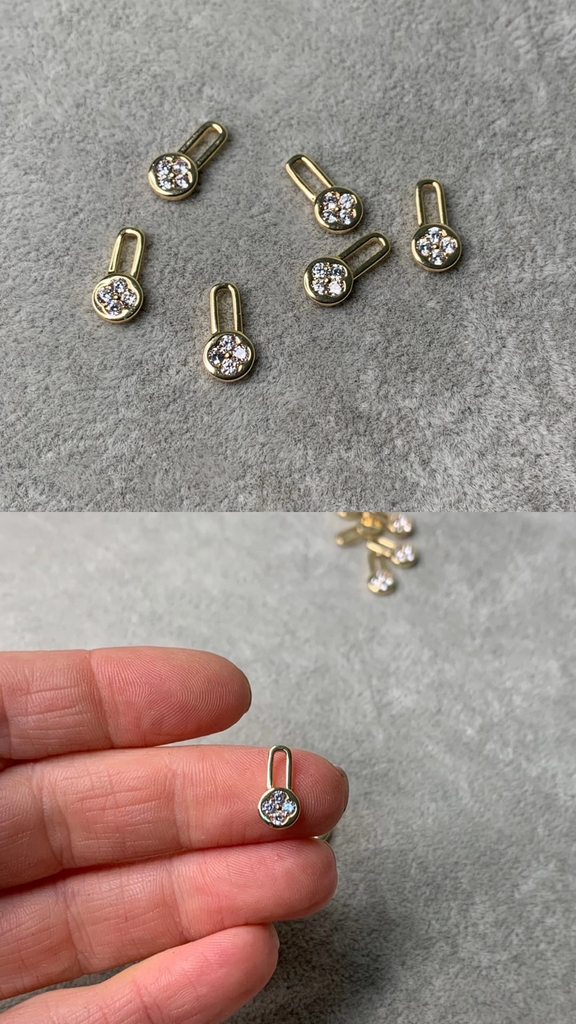 Подвеска с позолотой 12 х 6 мм