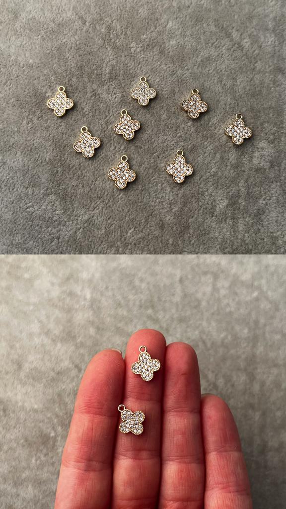 Подвеска с позолотой и фианитами 10 х 12 мм