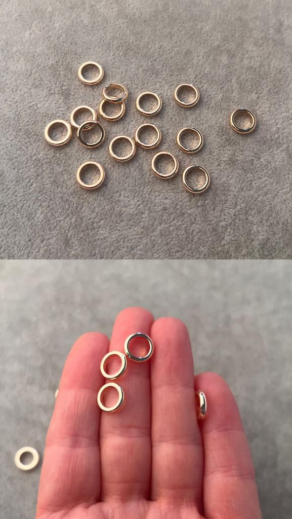 Кольца литые с позолотой 10 х 2 мм