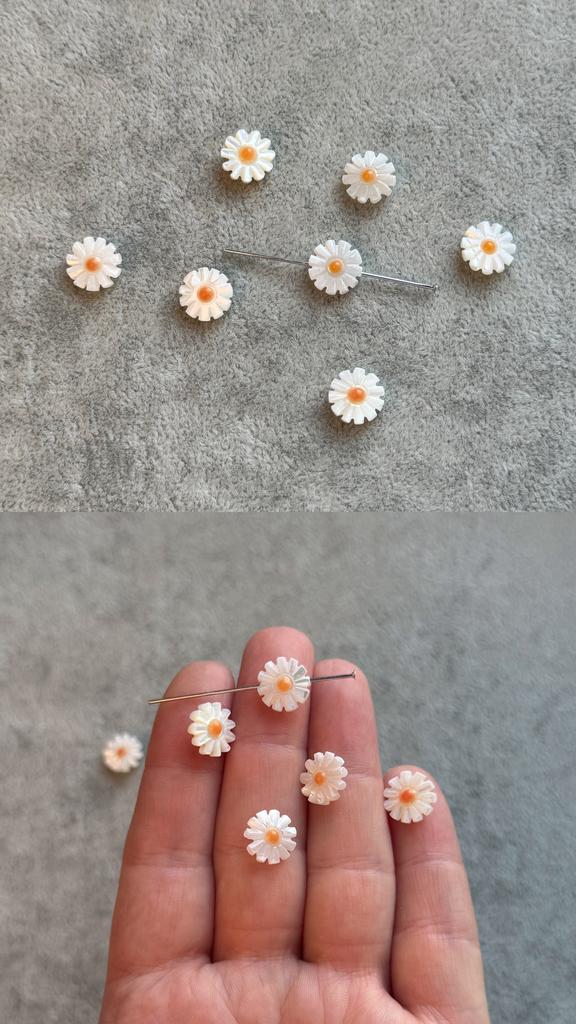 Бусина из перламутра "ромашка" 10 х 3 мм