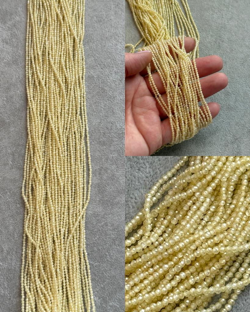 Цирконы светло-желтые 2 мм