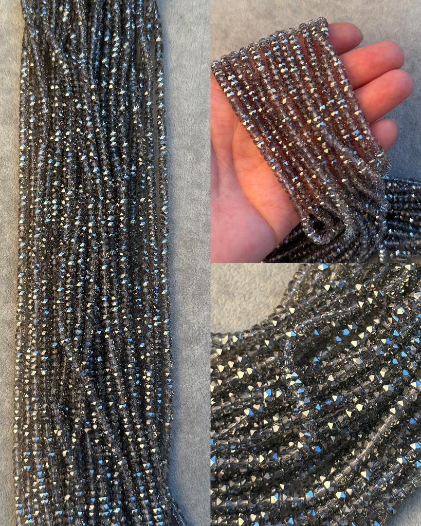 Хрусталь высокого качества в огранке серый 4 х 2.5 мм 37 см