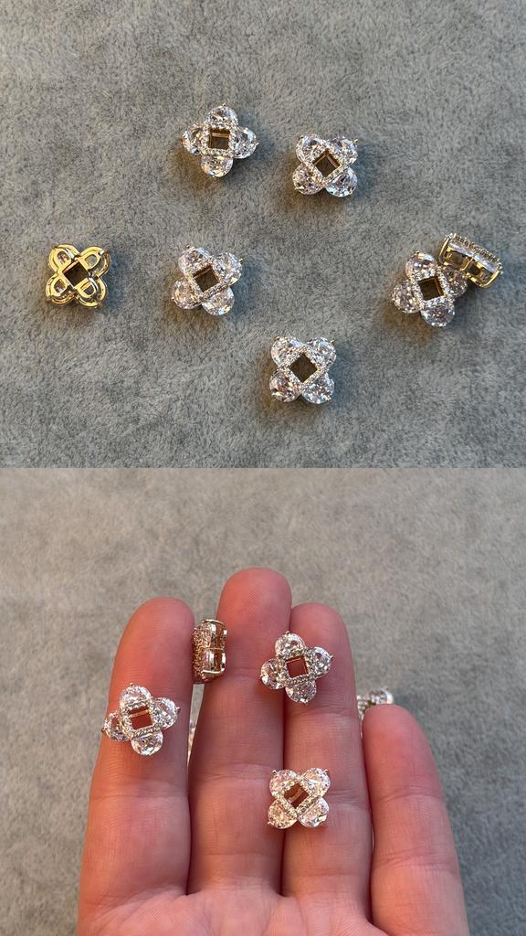 Коннектор с позолотой и фианитами 15 х 11 мм