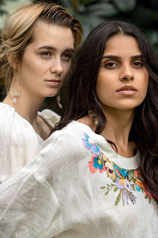 LINEN BLOUSE LAUREN IVORY HAND-EMBROIDERED FLOWERS