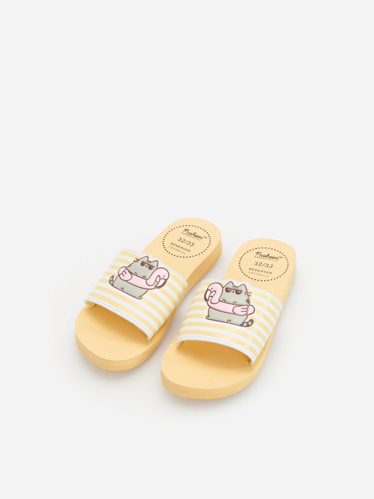 Капці з принтом Pusheen Жовті