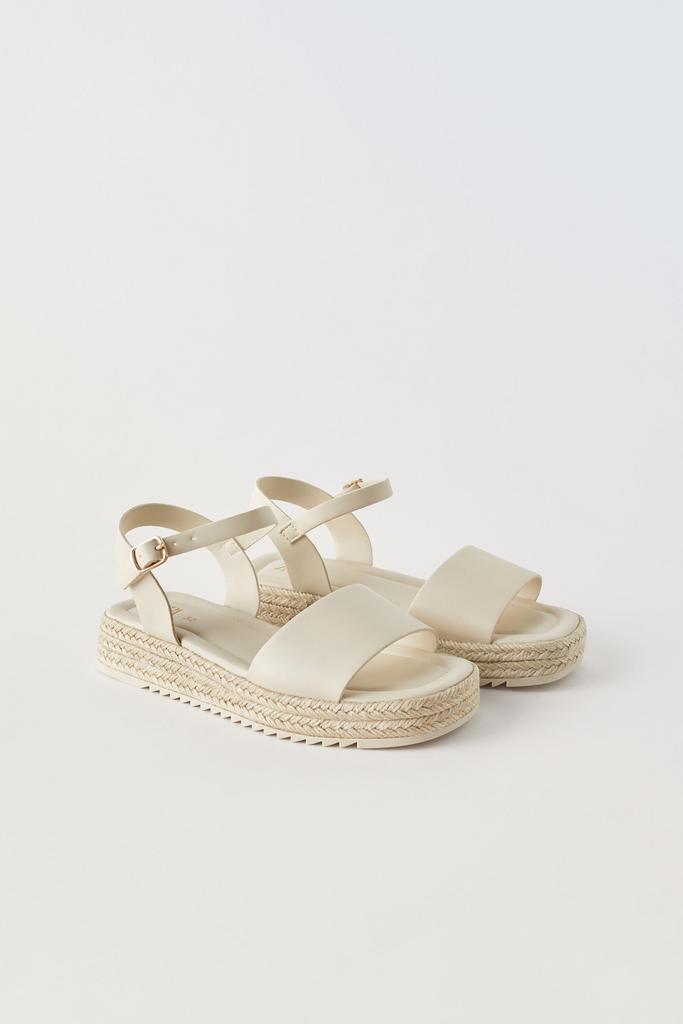 Босоніжки на платформі Молочні