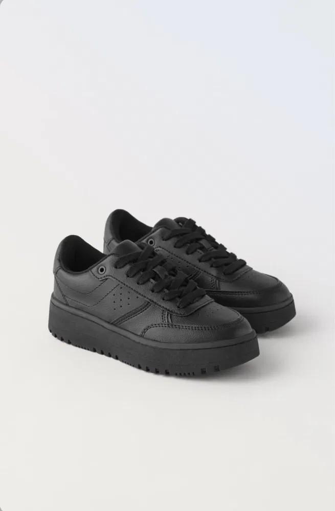 Спортивні кросівки Чорні