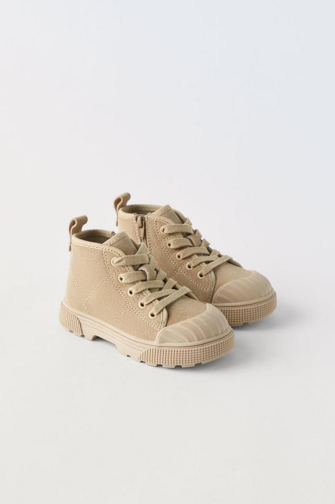 Черевики на шнурках Бежеві