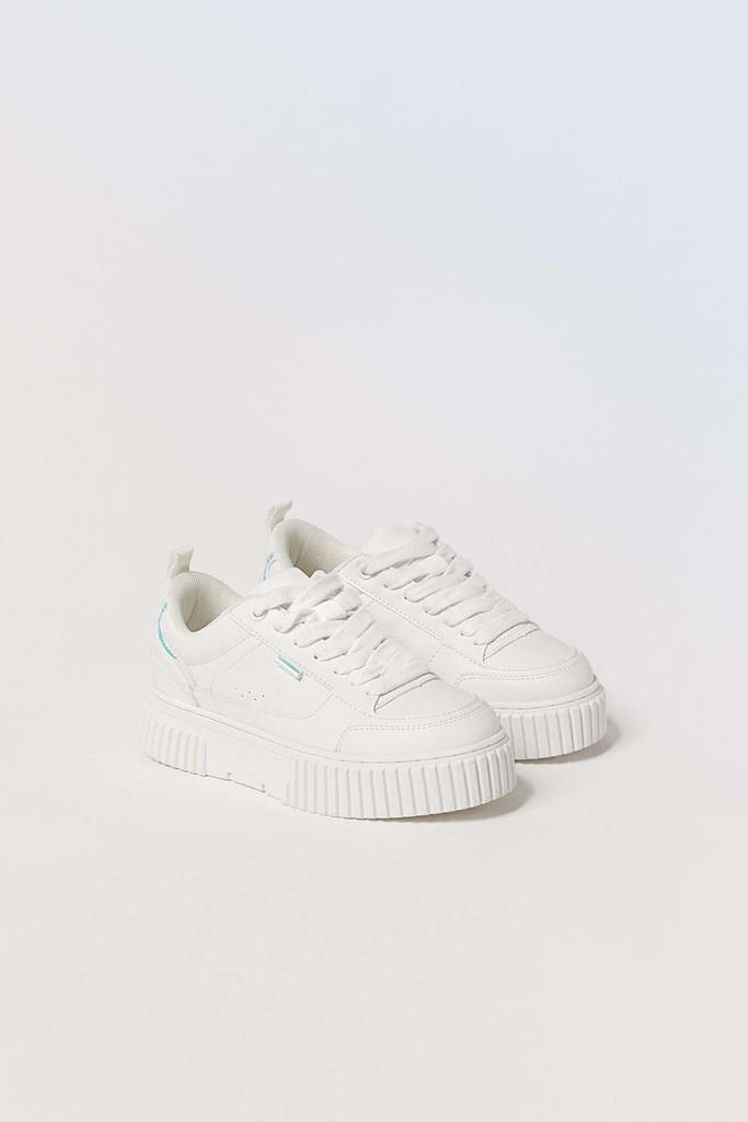 Кросівки на товстій підошві Білі