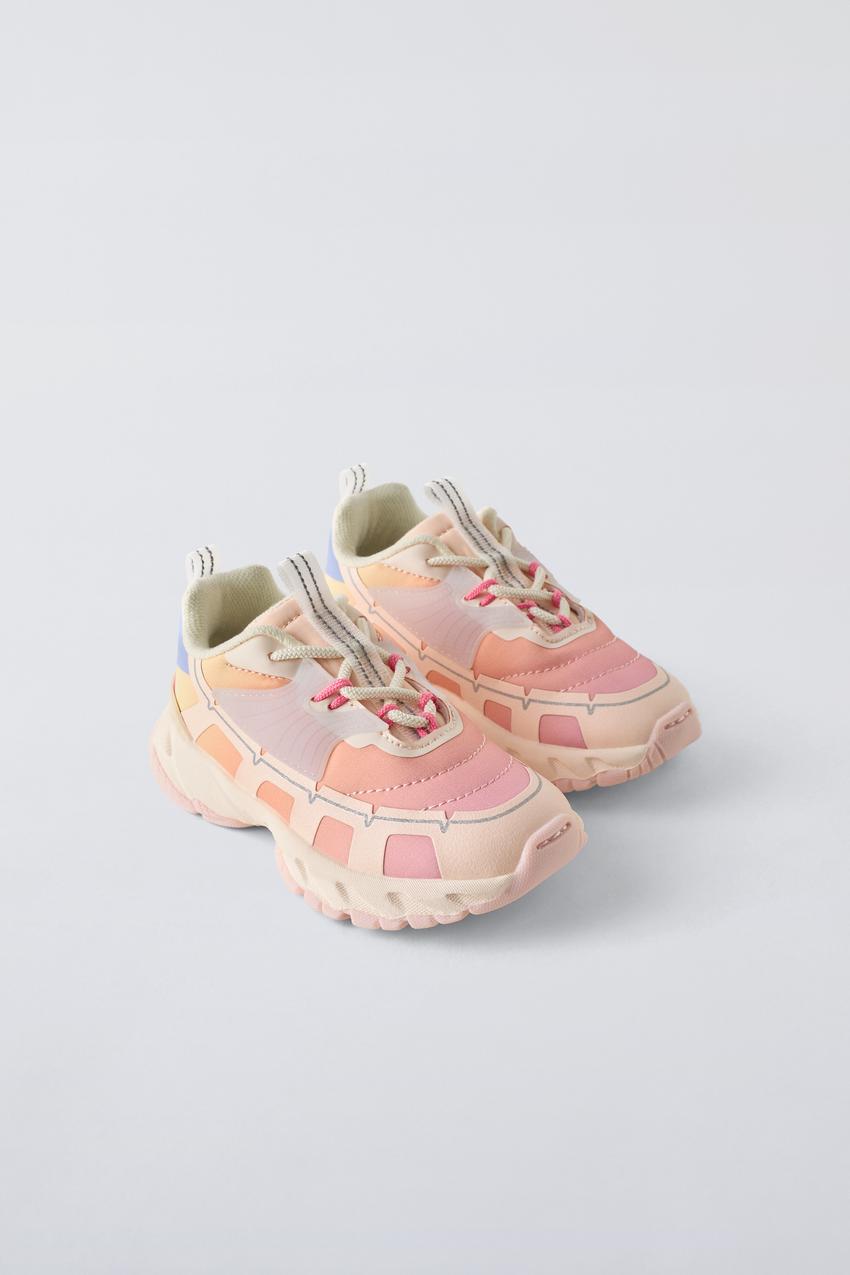 Спортивні кросівки зі вставками Рожеві