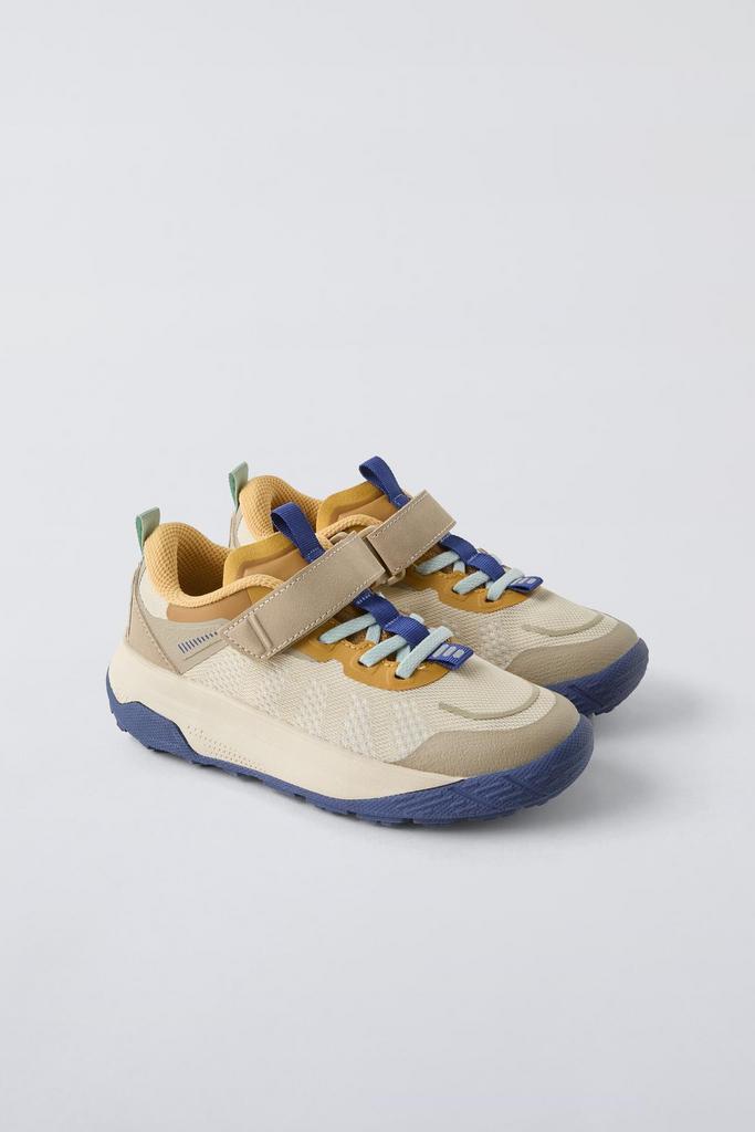 Кросівки спортивні Різнокольорові