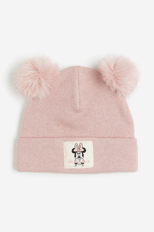 Шапка з нашивкою Minnie Mouse та помпонами