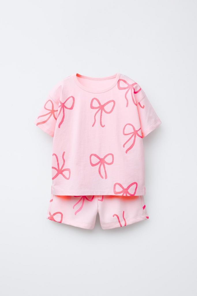 Комплект-двійка футболка з принтом і шорти Рожевий