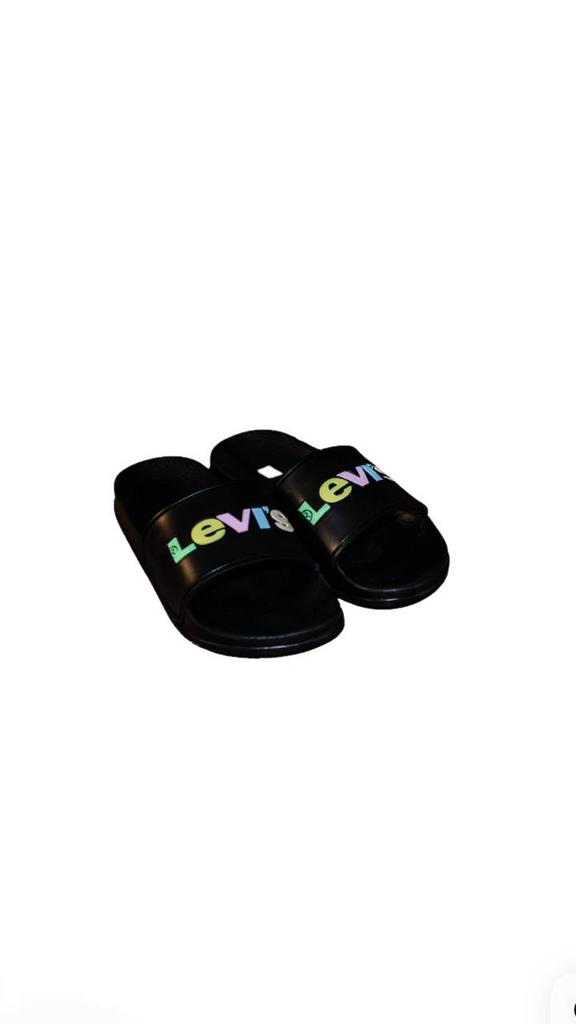 Шльопанці з принтом  Чорні