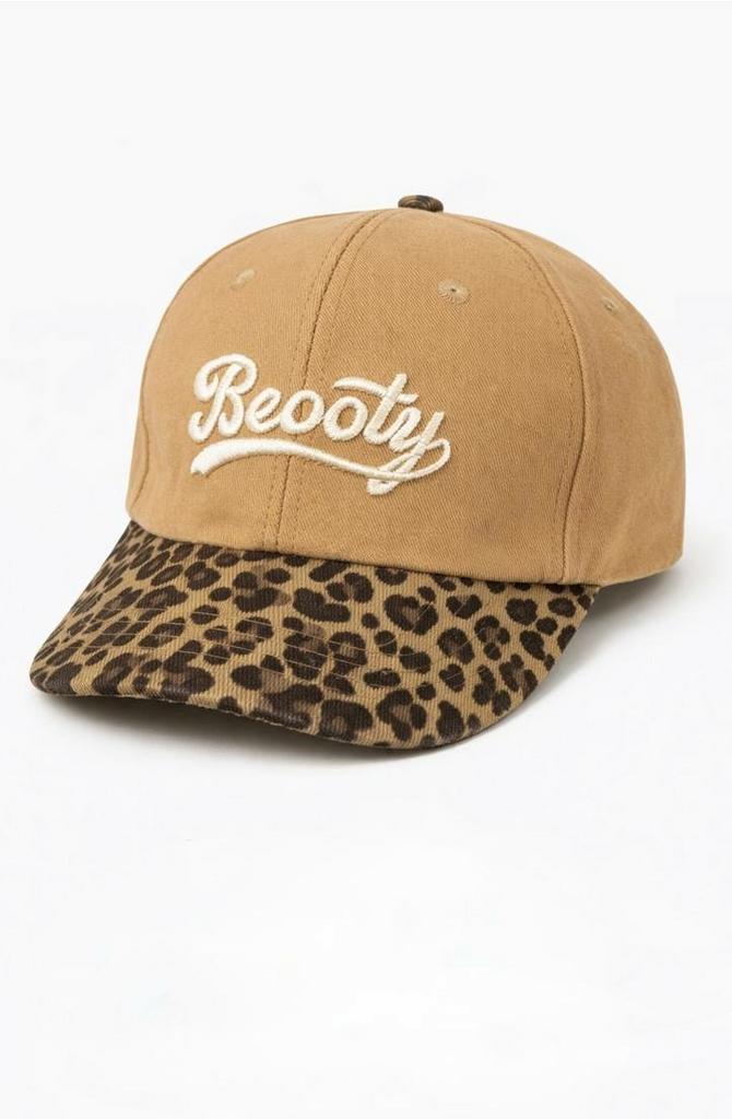 Бейсболка  з вишивкою