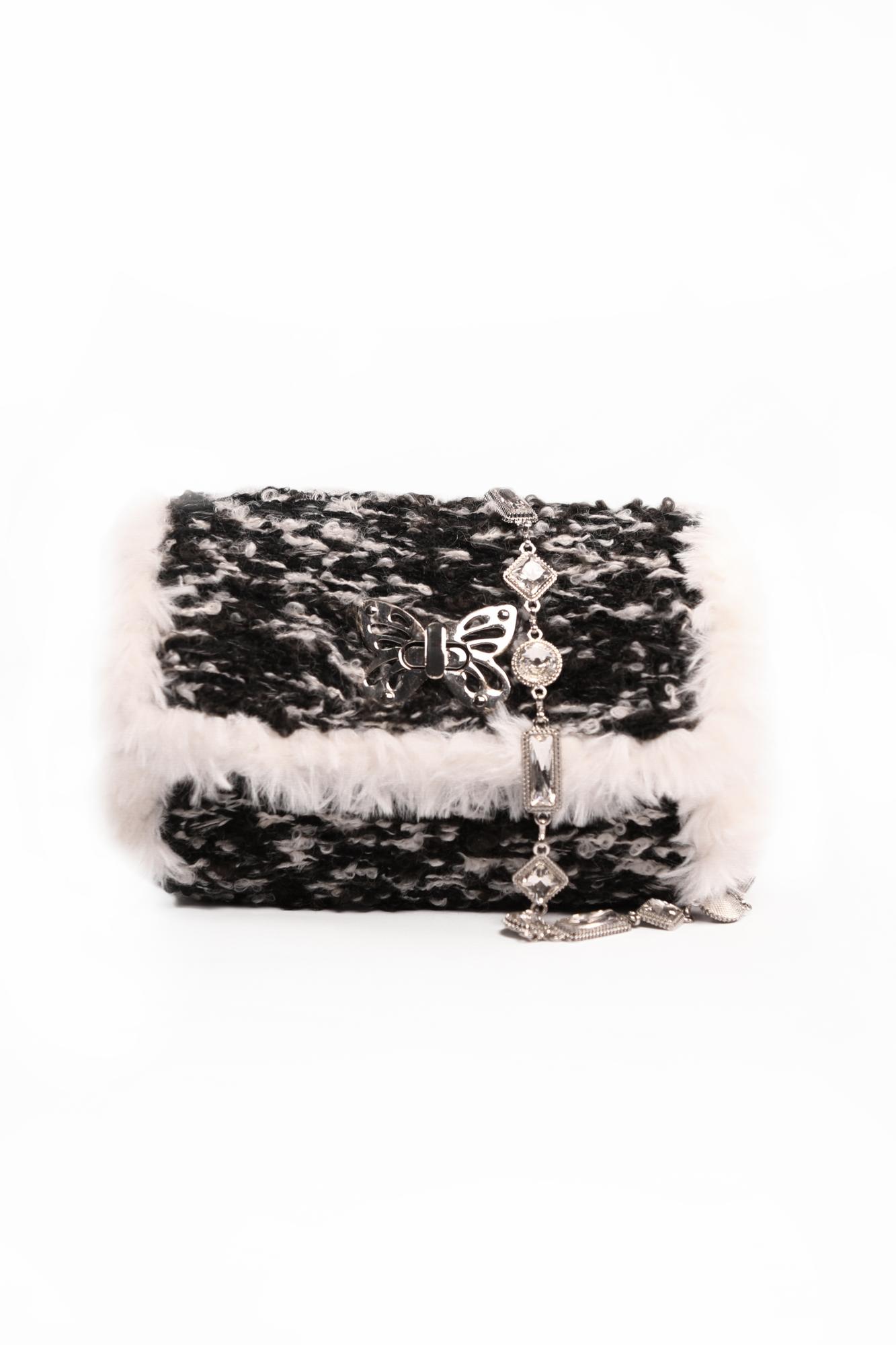 Черная сумка-клатч